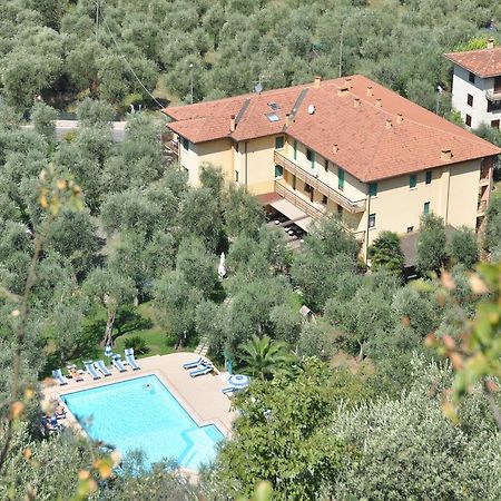 Hotel Casa Chincarini Мальчезіне Екстер'єр фото